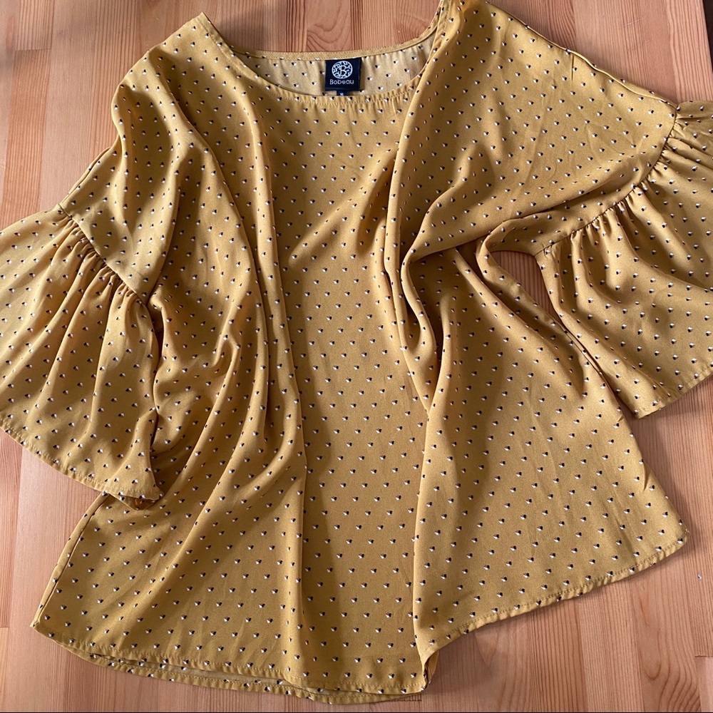 NWOT Nordstrom Bell Sleeve Blouse